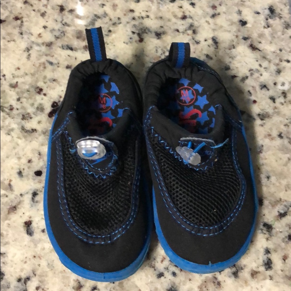 Boys swim shoe